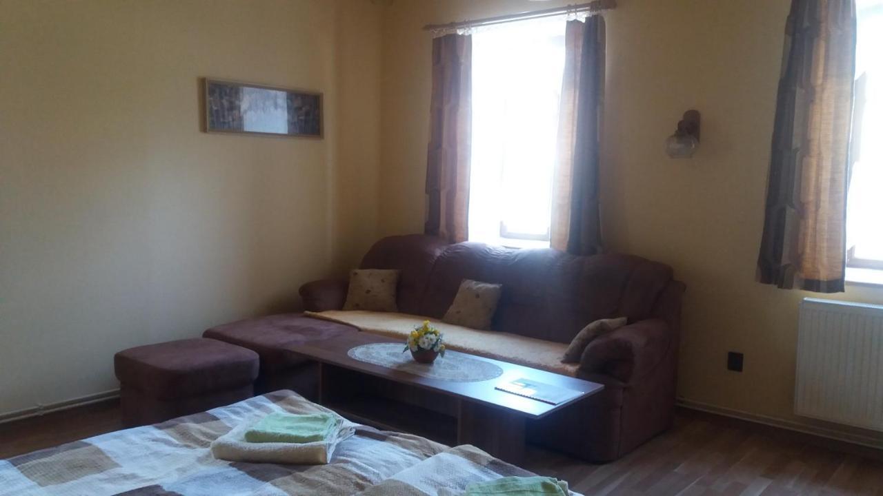 Ubytovani U Potoka Kunratice  Extérieur photo